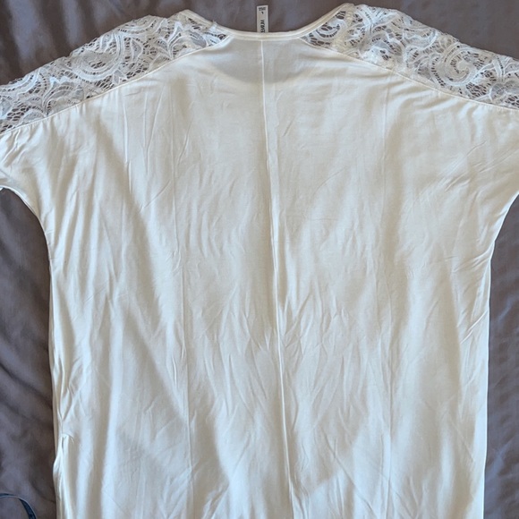 *BNWOT* Zenana Sz Large Ivory Lace Top - Picture 3 of 5